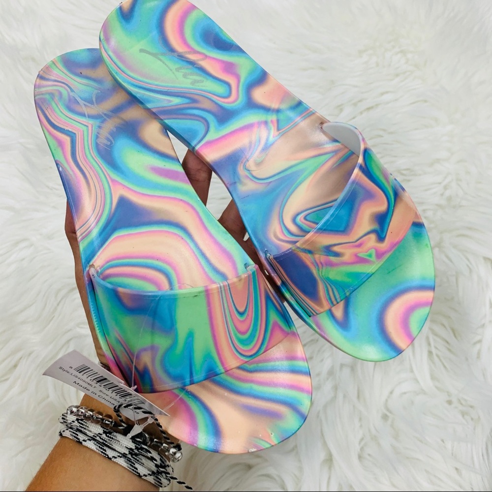 Tie dye swirl sandal - Picture 3 of 7